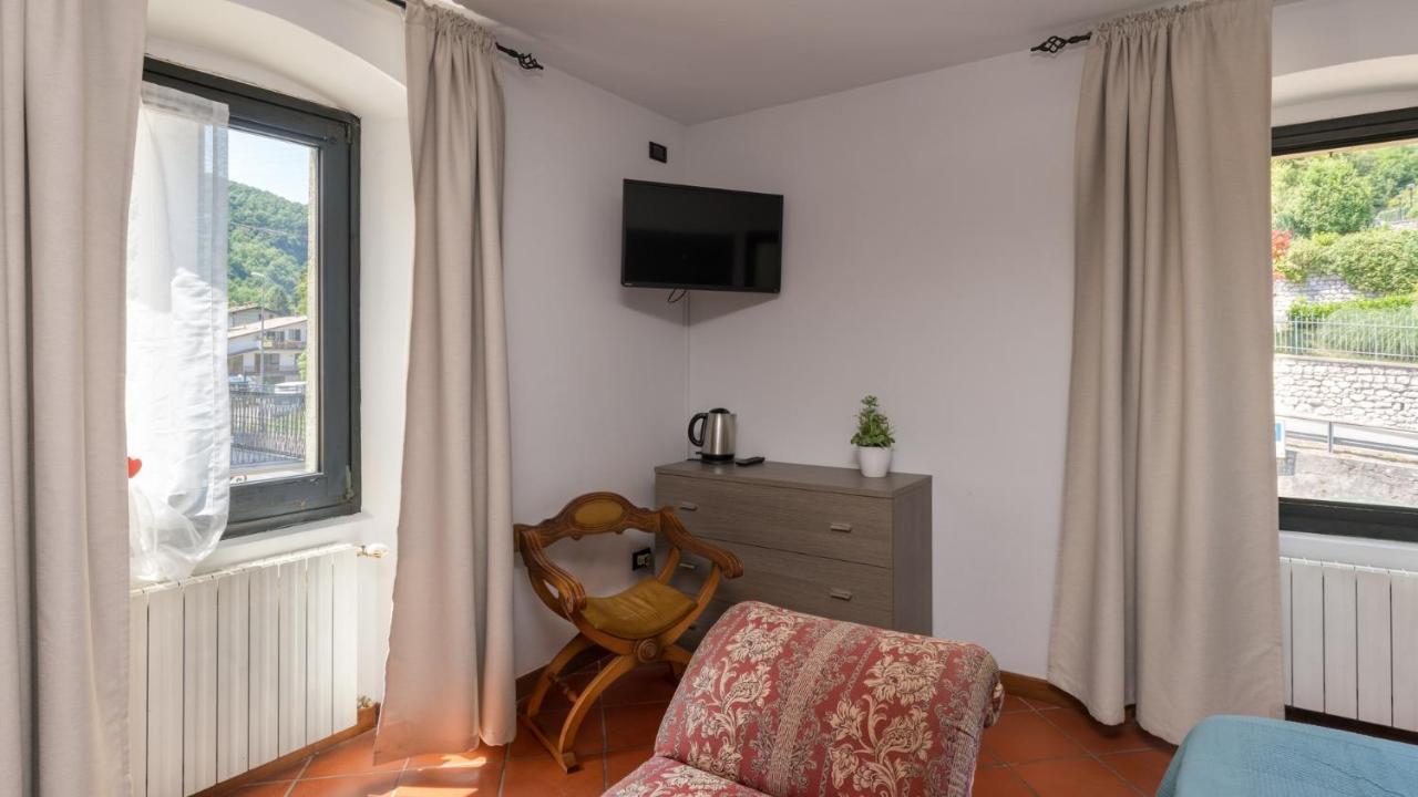 B&B Lawanda Idro Exterior photo